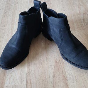 Ugg Women's Aureo II Pinewood Zip Up Ankle Boots Size 5.5